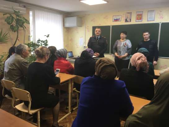 Безопасность  детей на дороге и в быту.